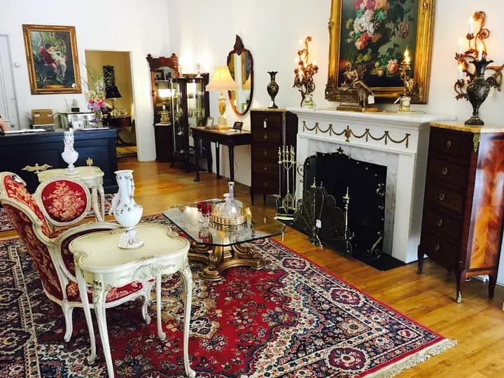 Ambiance Antiques Shop