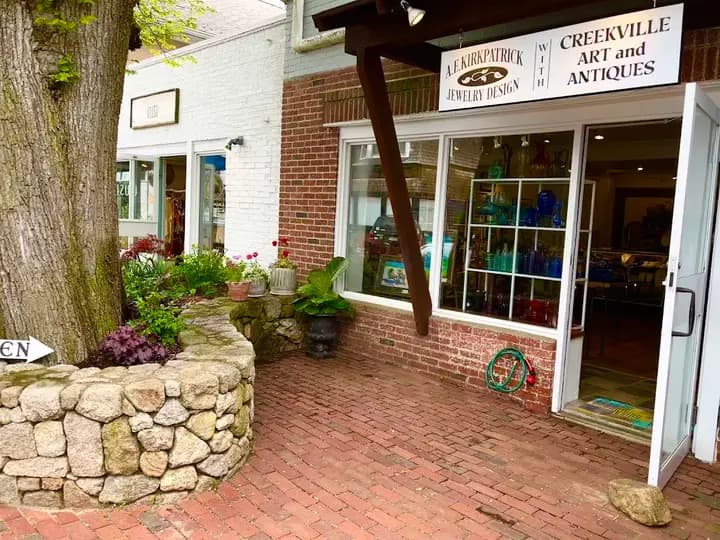 Creekville Art and Antiques
