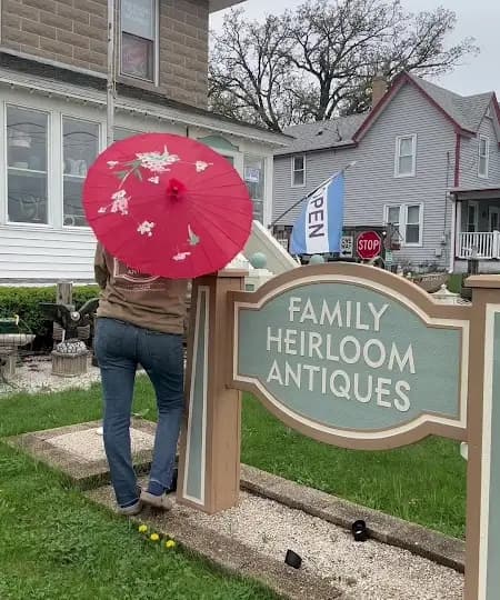 Family Heirloom Antiques