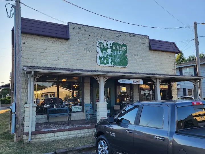 Grand Rivers Antique Mall