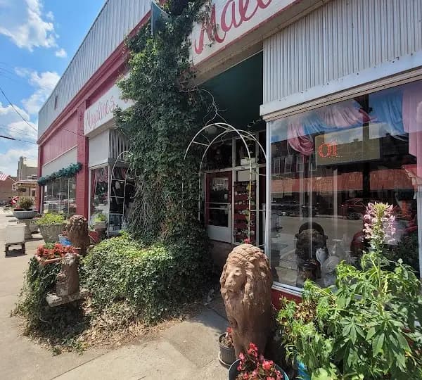 Magaline's Antique Mall