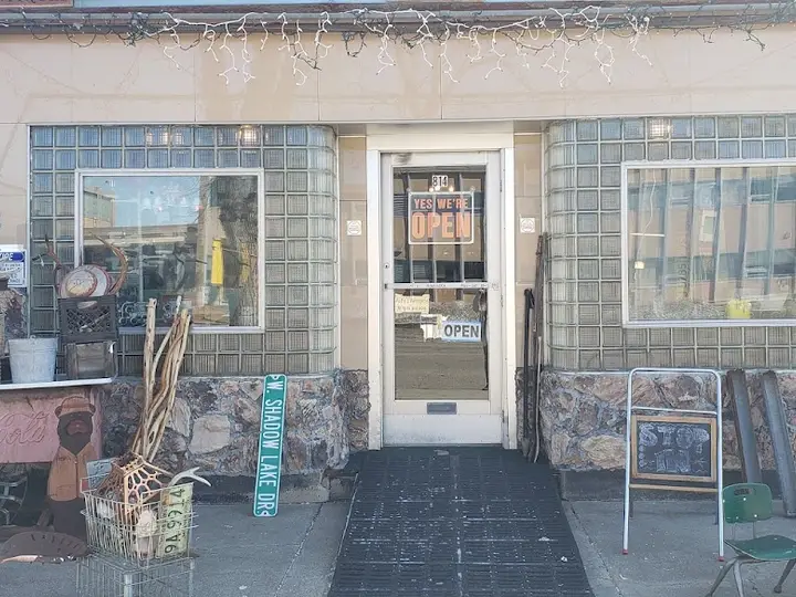 Mattie's Menagerie Antiques