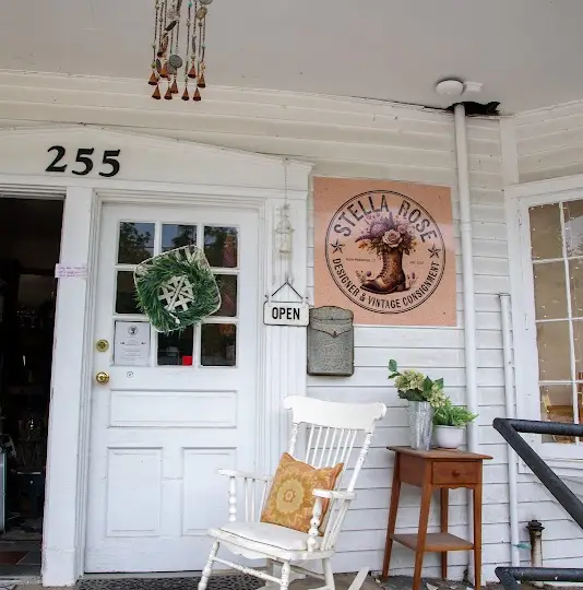 Stella Rose Designer & Vintage Consignment