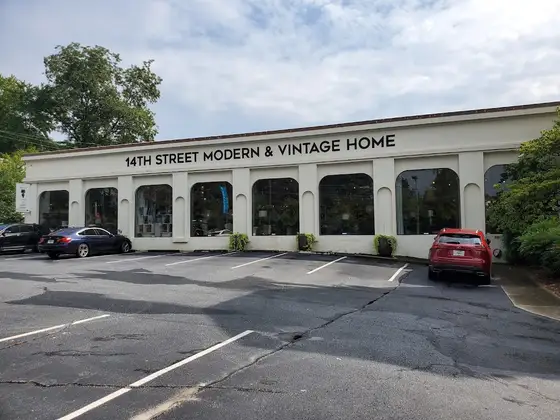 14th Street Modern & Vintage Home