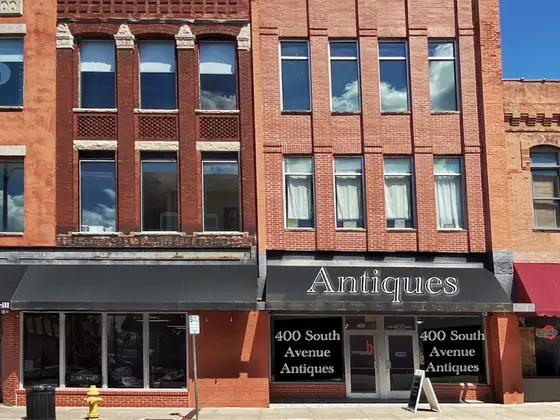 400 South Avenue Antiques