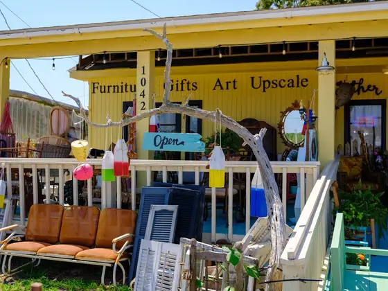 A Muse Me Antiques & Treasures