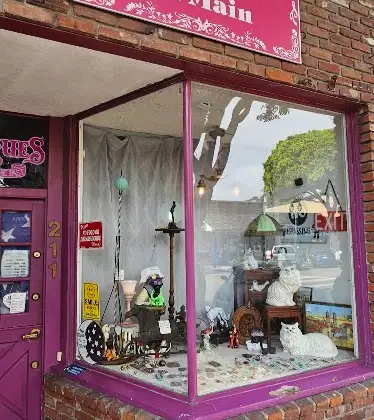 Alamitos Antiques on Main