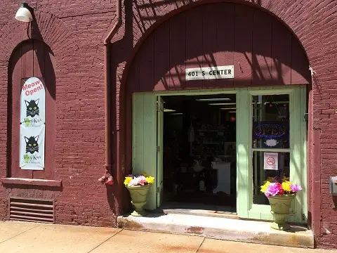 Alley Kats Arts, Crafts & Antiques