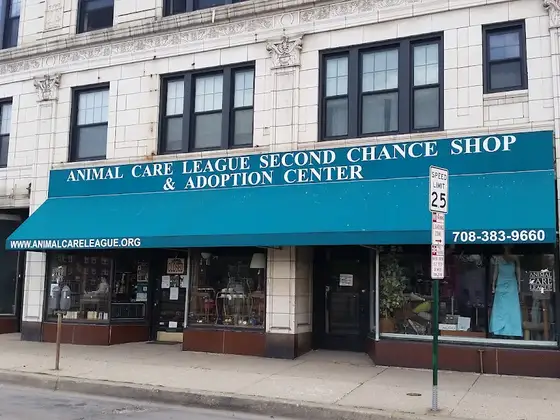 Animal Care League's 2nd Chance Shop