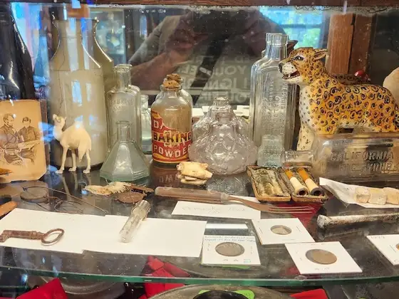 Annabelle's Antiques