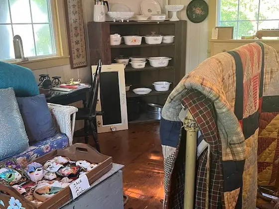 Ann's Antiques