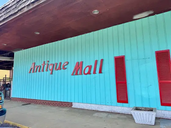 Antique Warehouse Mall