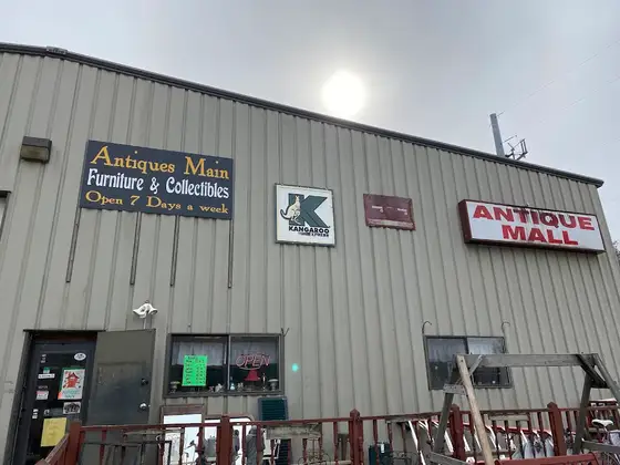 Antiques Main in Blowing Rock, NC