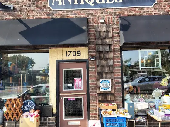 Antiques on Belknap