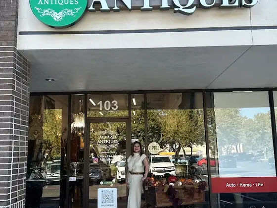Aplazzi Antiques