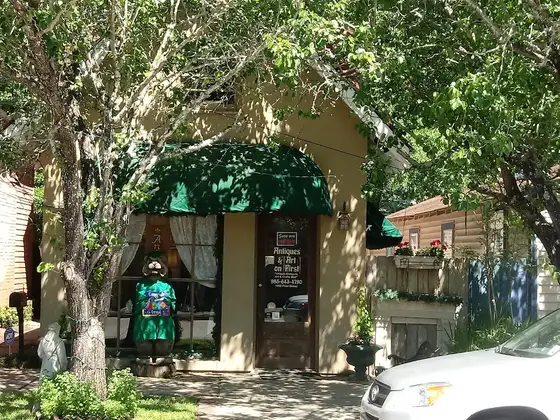 Art & Antiques on First in Slidell, LA
