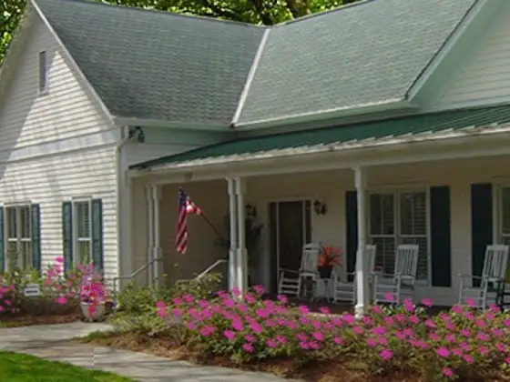 Backporch Treasures Thrift Boutique