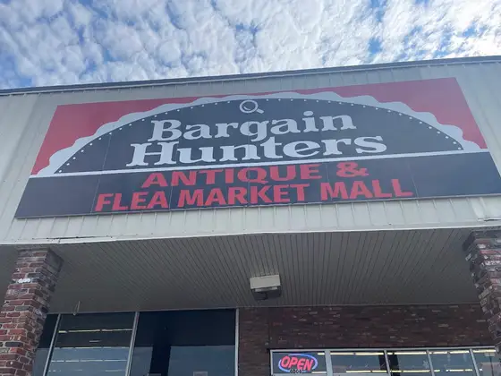 Bargain Hunters Antique & Flea Market Mall