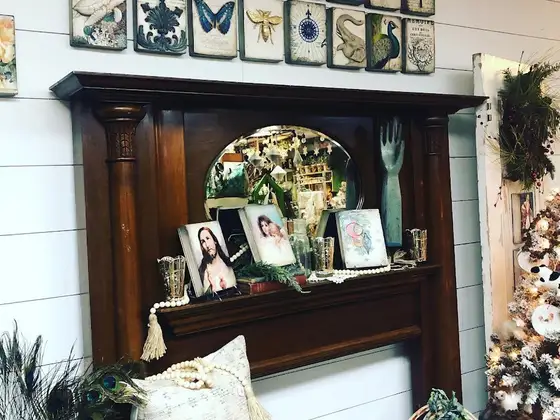 Barn & Charm