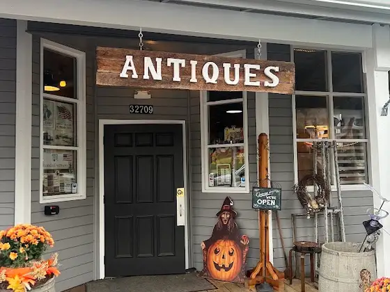 Black Diamond Antiques