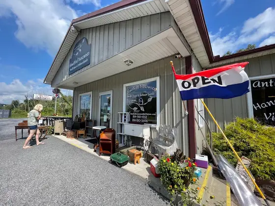 Bluebird Treasures Thrift Store