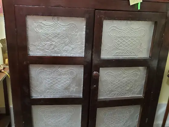 Bostic & Wilson Antiques