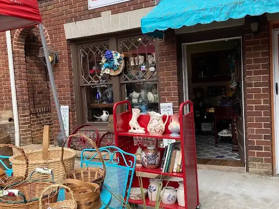 Bowditch Antiques & Collectibles