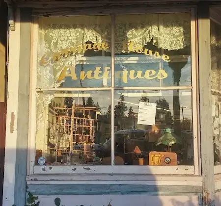 Carriage House Antiques