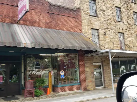 Clinton Antique Mall