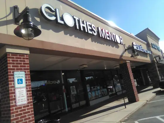 Clothes Mentor