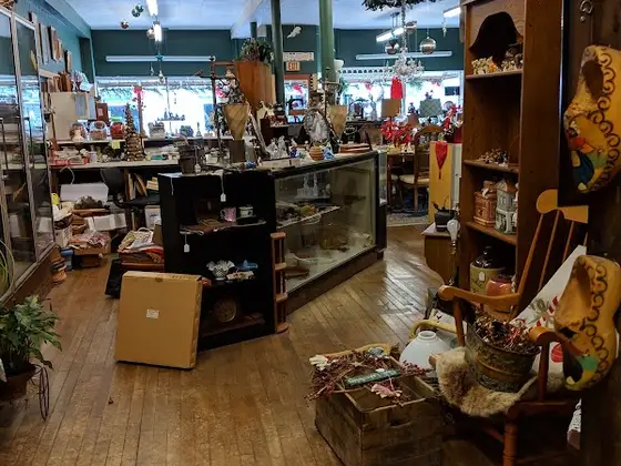 Colfax Arts and Antiques Mall