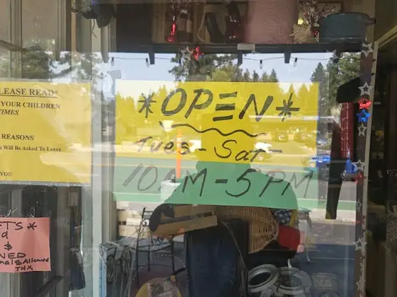 Connie's Thrift