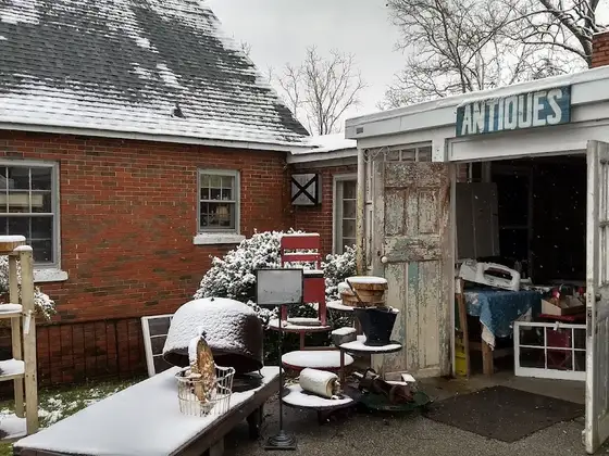 Cottage Antiques in Cookeville, TN