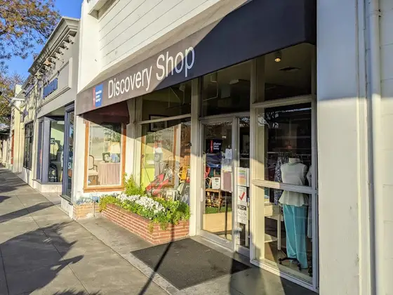 Discovery Shop