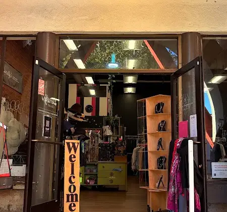 Dorothy's Closet