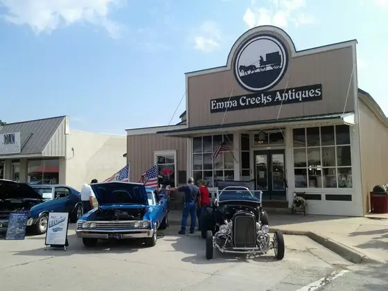 Emma Creeks Antiques