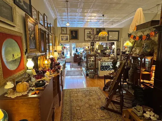 Fibonacci Antiques