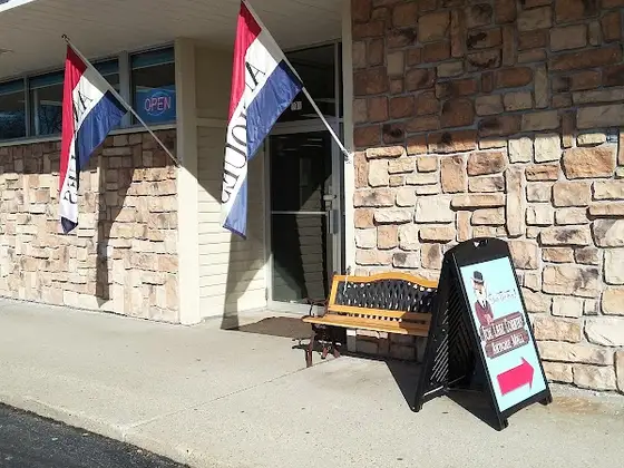 Fox Lake Country Antiques Mall