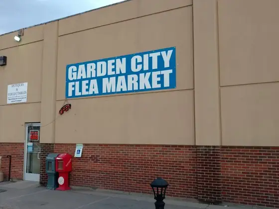 Garden City Flea Market