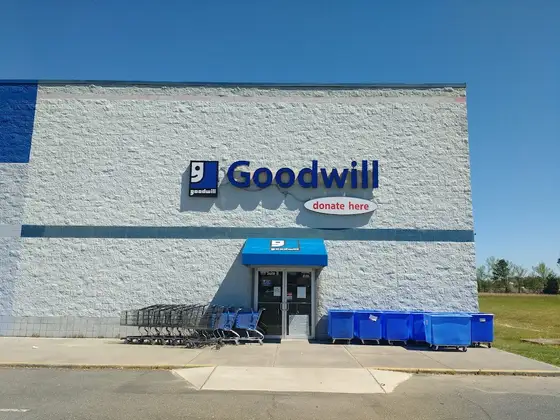 Goodwill in New Llano, LA