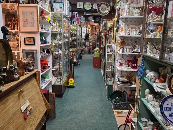 Grist Mill Antiques Center