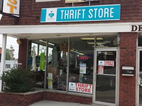 Hana Mission Thrift Store