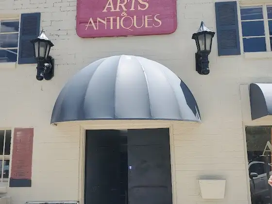 Hanifin's Art & Antiques