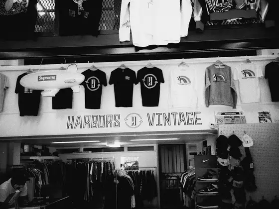 Harbors Vintage