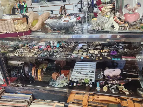 Heritage Thrift