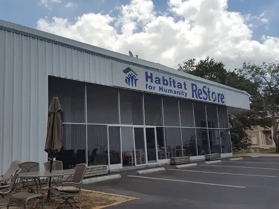 HFH South Sarasota County ReStore