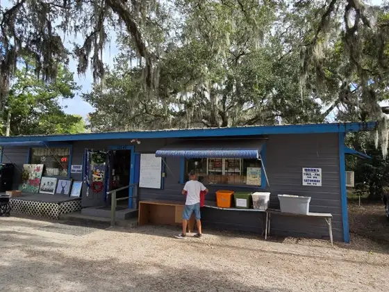 Hidden Gems Thrift Store in Dunnellon, FL