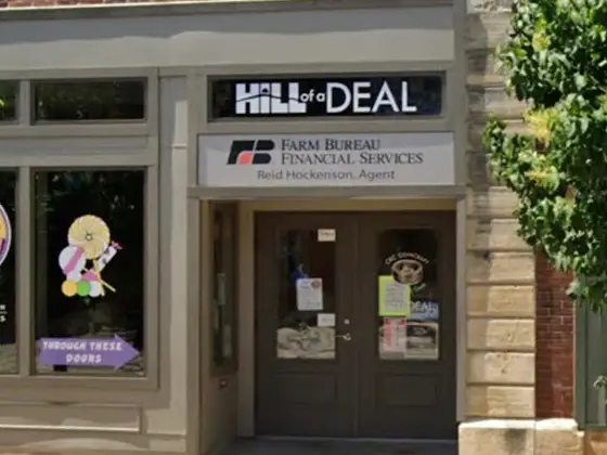 Hill of A Deal in Mount Vernon, IA