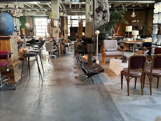 JF Chen Antiques