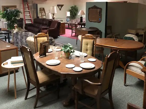 Julies Antiques